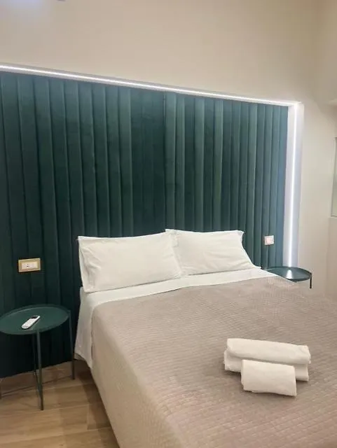Motta Palace Apartments & Rooms Motta SantʼAnastasia 0*,  Italien