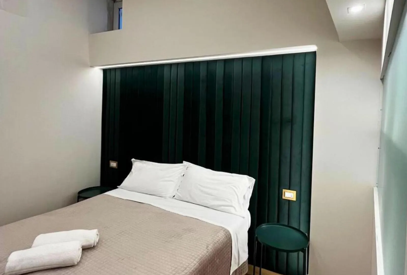 Motta Palace Apartments & Rooms Motta SantʼAnastasia