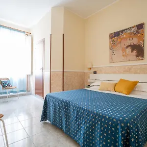 ** Hotel Ascot Italia