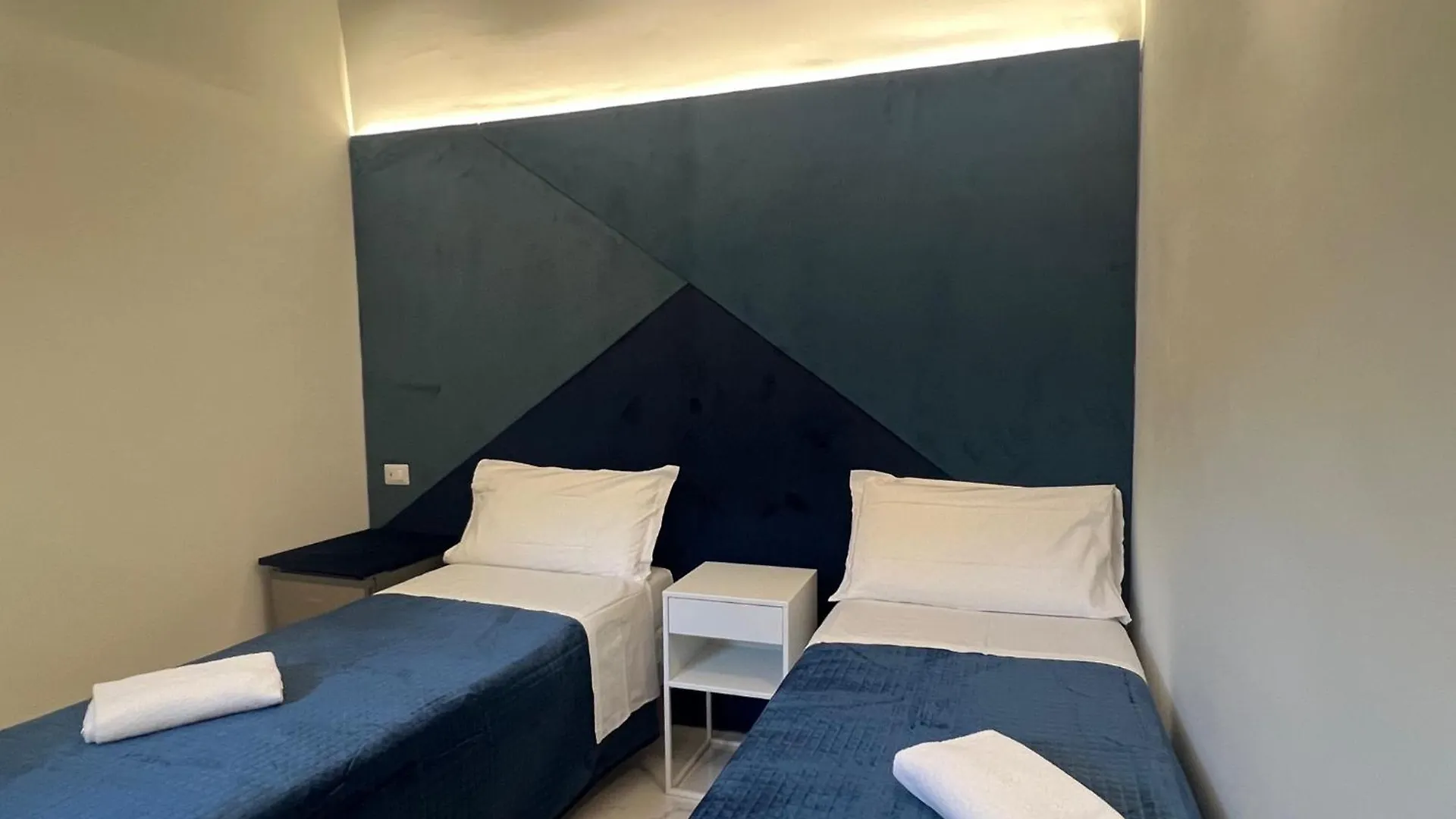 Motta Palace Apartments & Rooms Motta Sant' Anastasia Italy