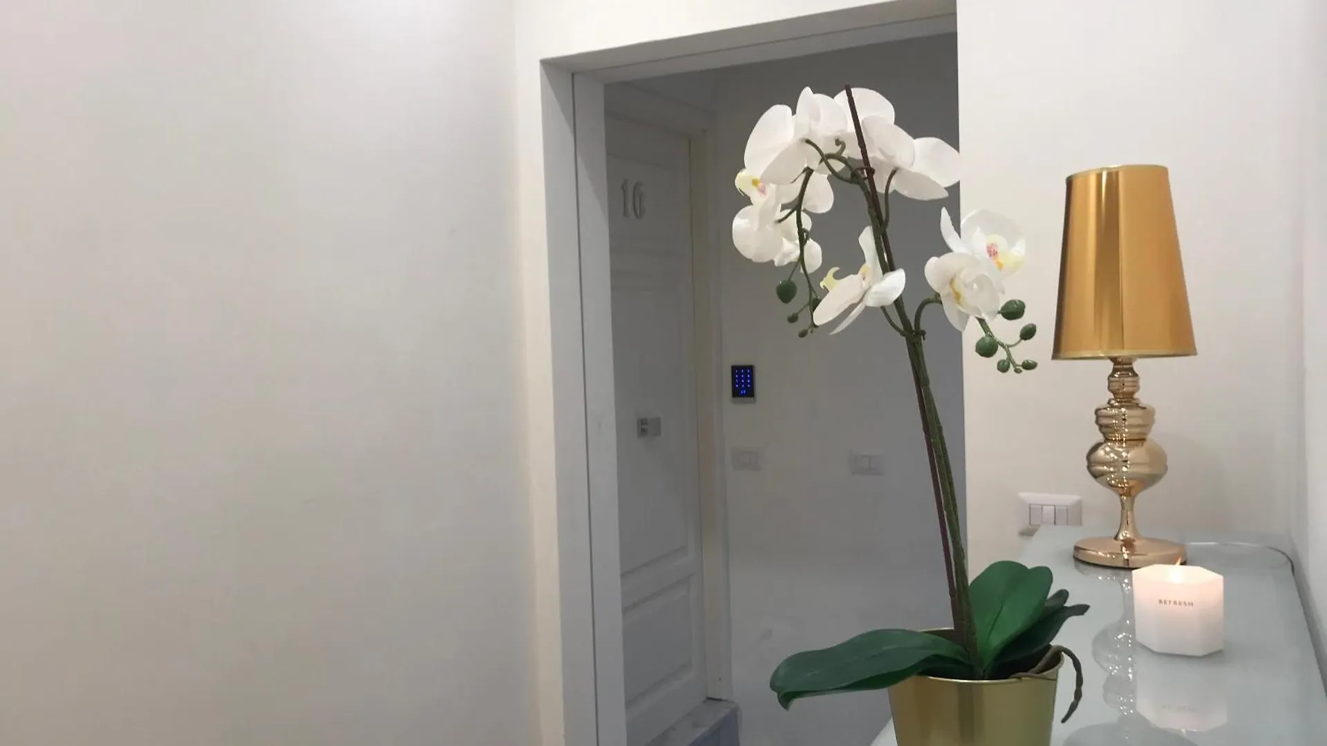 Motta Palace Apartments & Rooms Motta SantʼAnastasia Italie